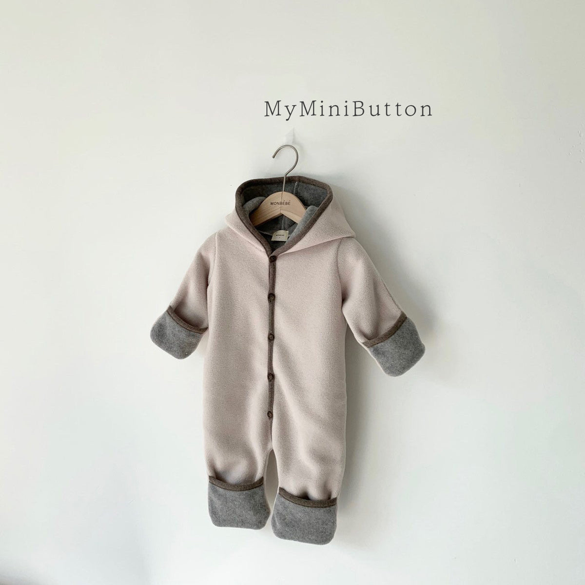 Warm sleep suit