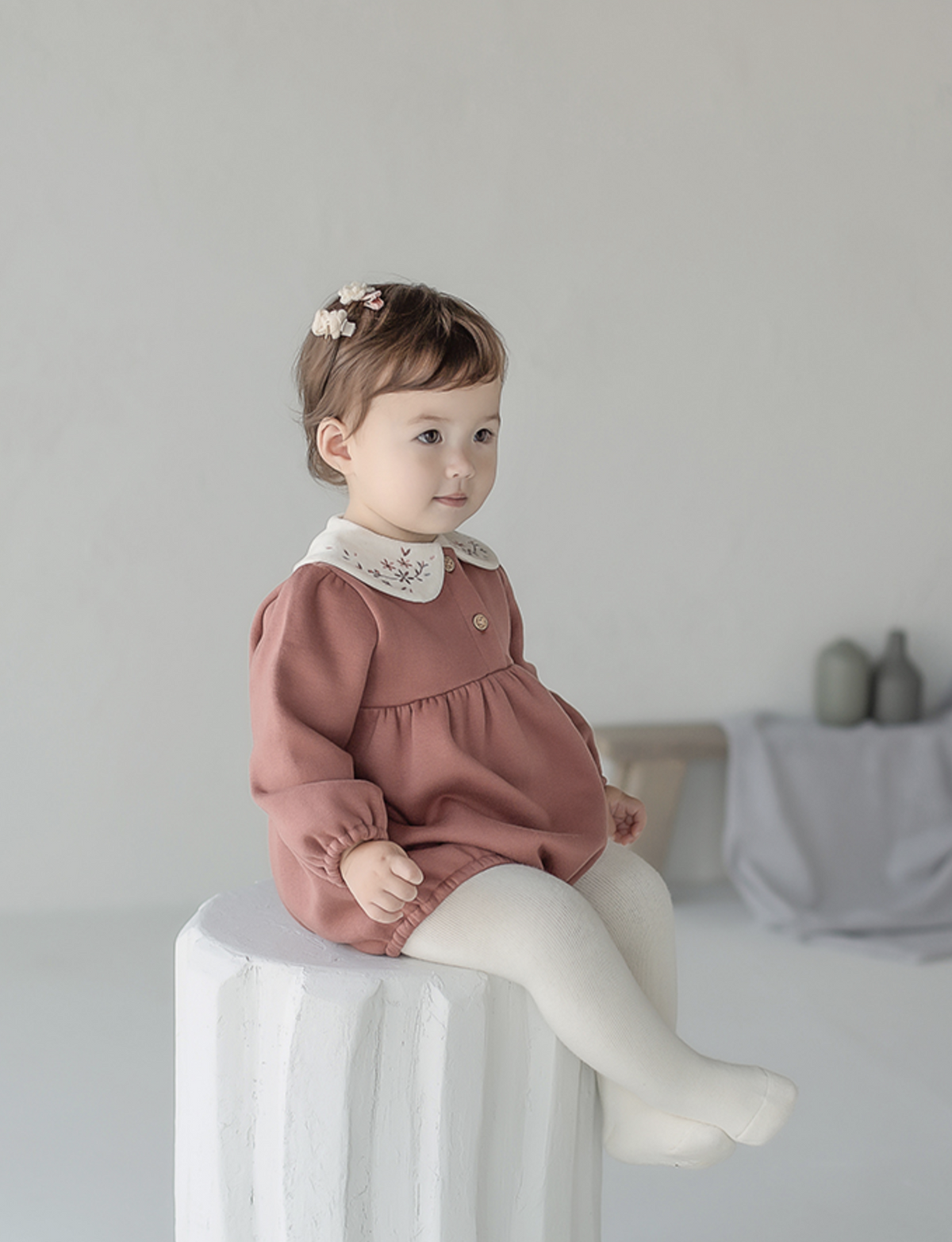 Flower stitched collar romper