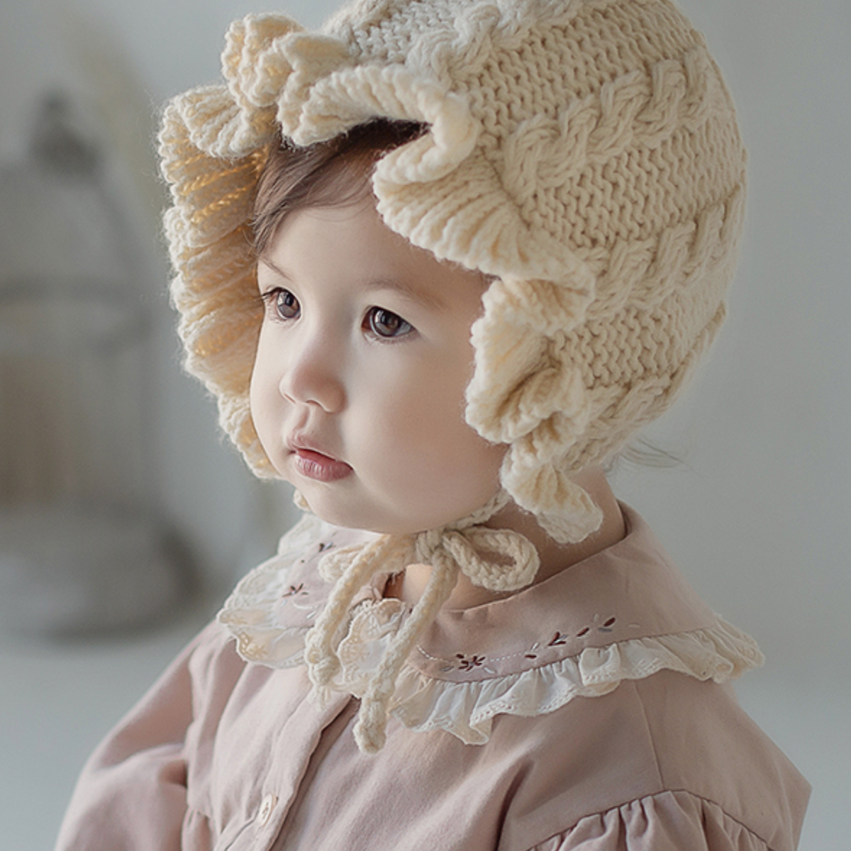 Frilly knit bonnet
