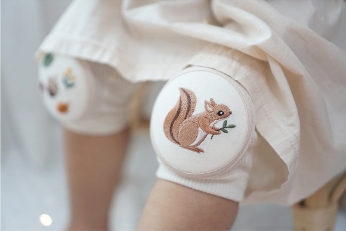 Squirrel knee pads