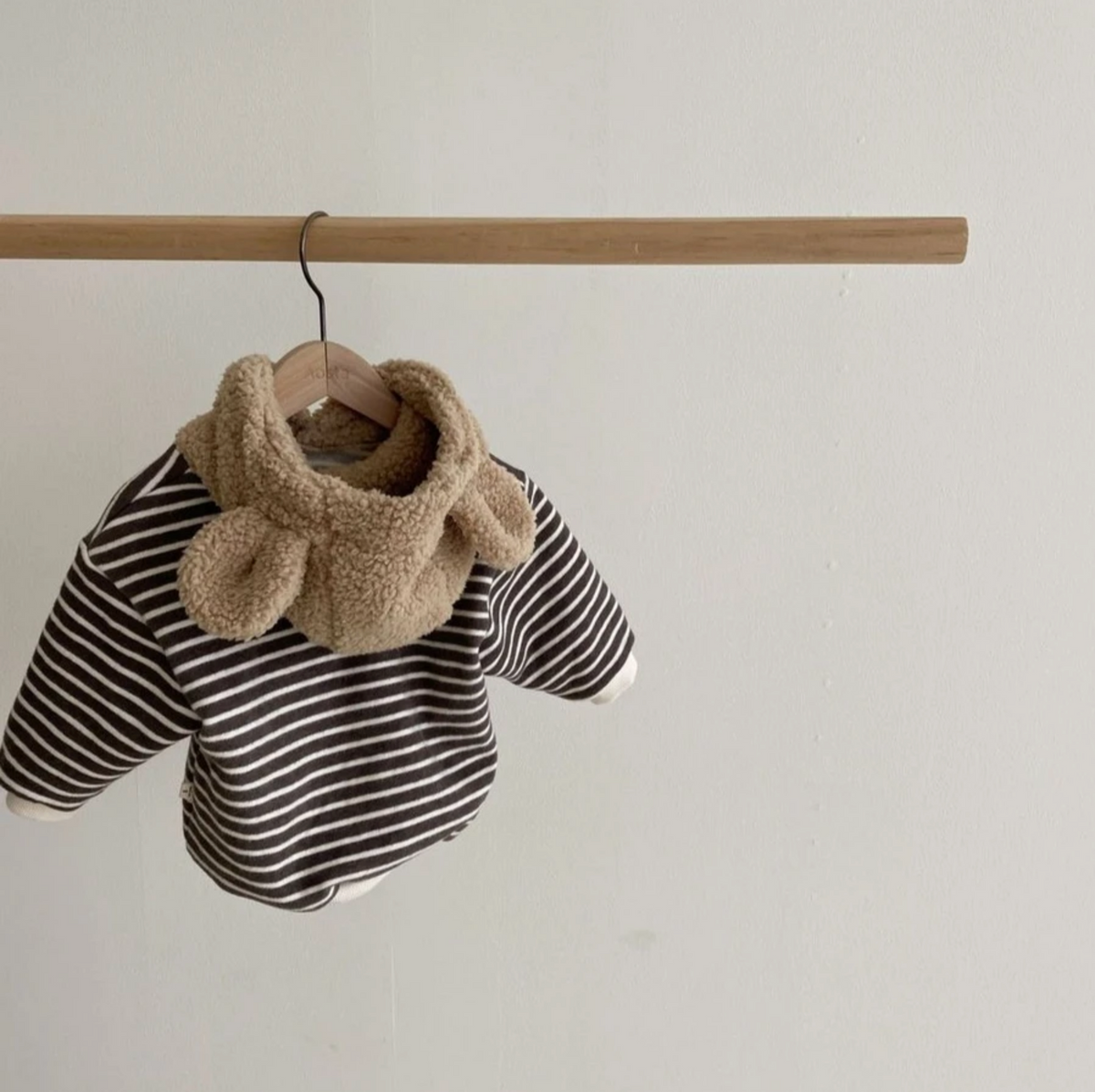 Fleecy bear jumper