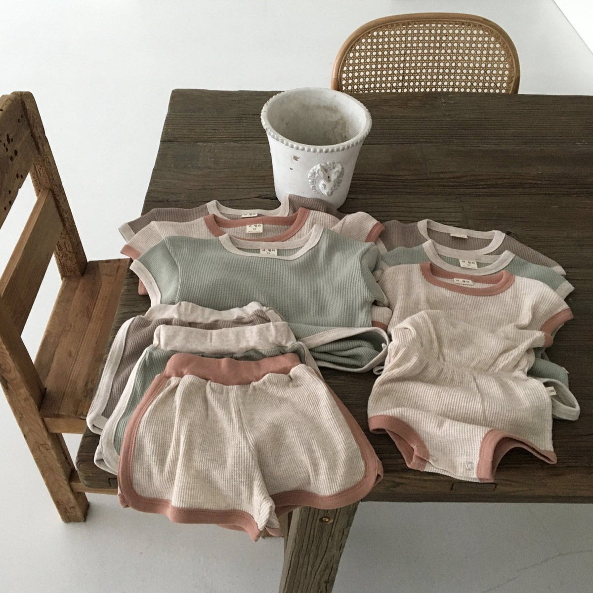 Oatmeal top & bottom set