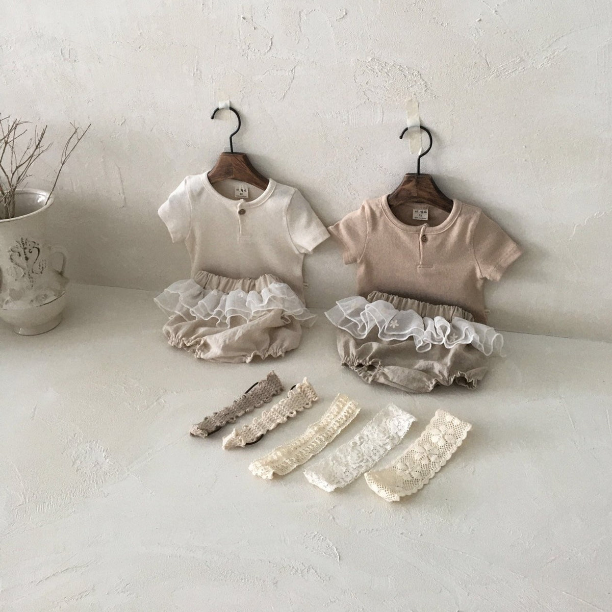 Lace bloomer