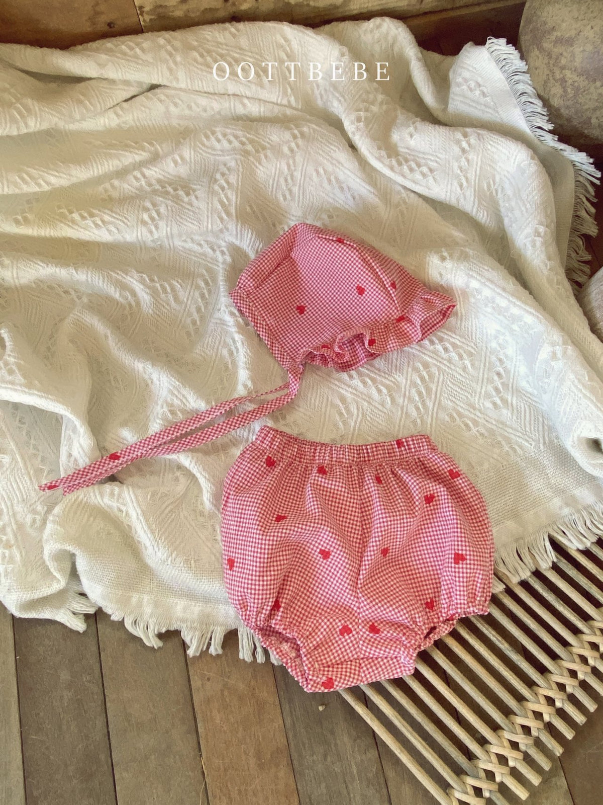 Heart Bloomer & Bonnet set