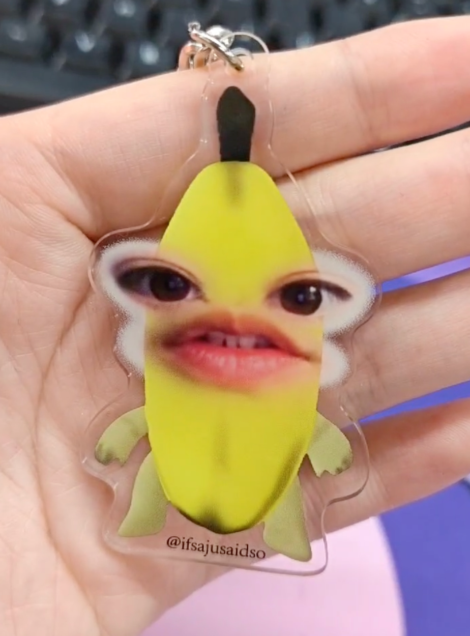 1st Ayoung Keyring🍌❤️