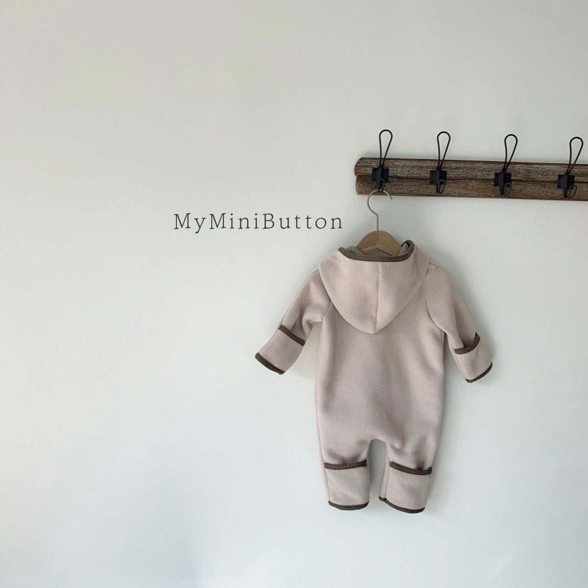 Warm sleep suit