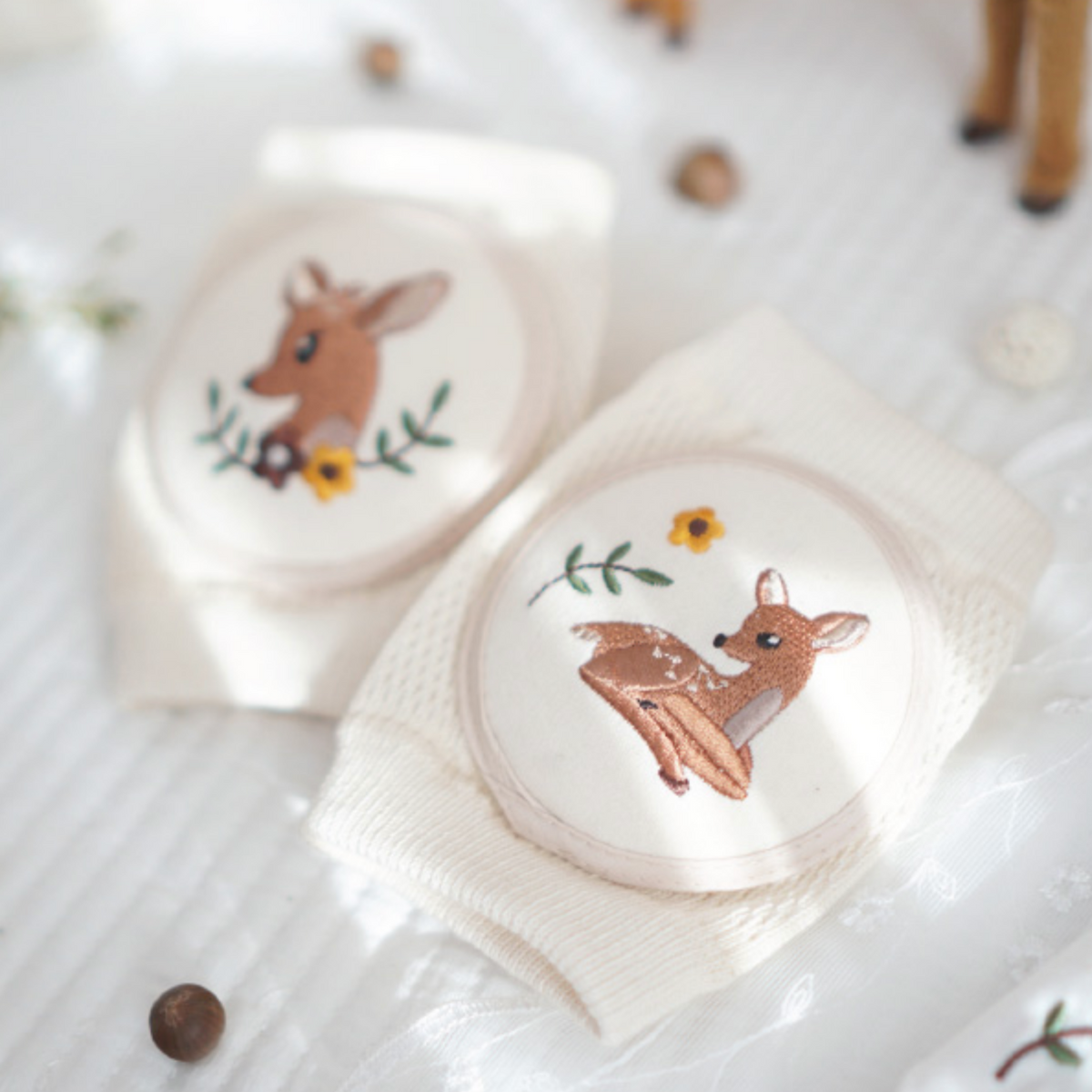 Fawn knee pads