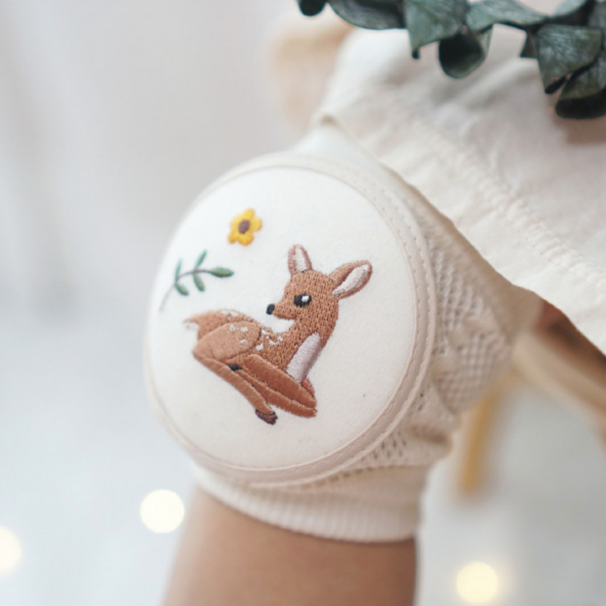 Fawn knee pads