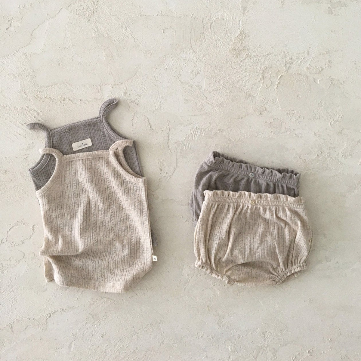 Simple set of top & bloomer