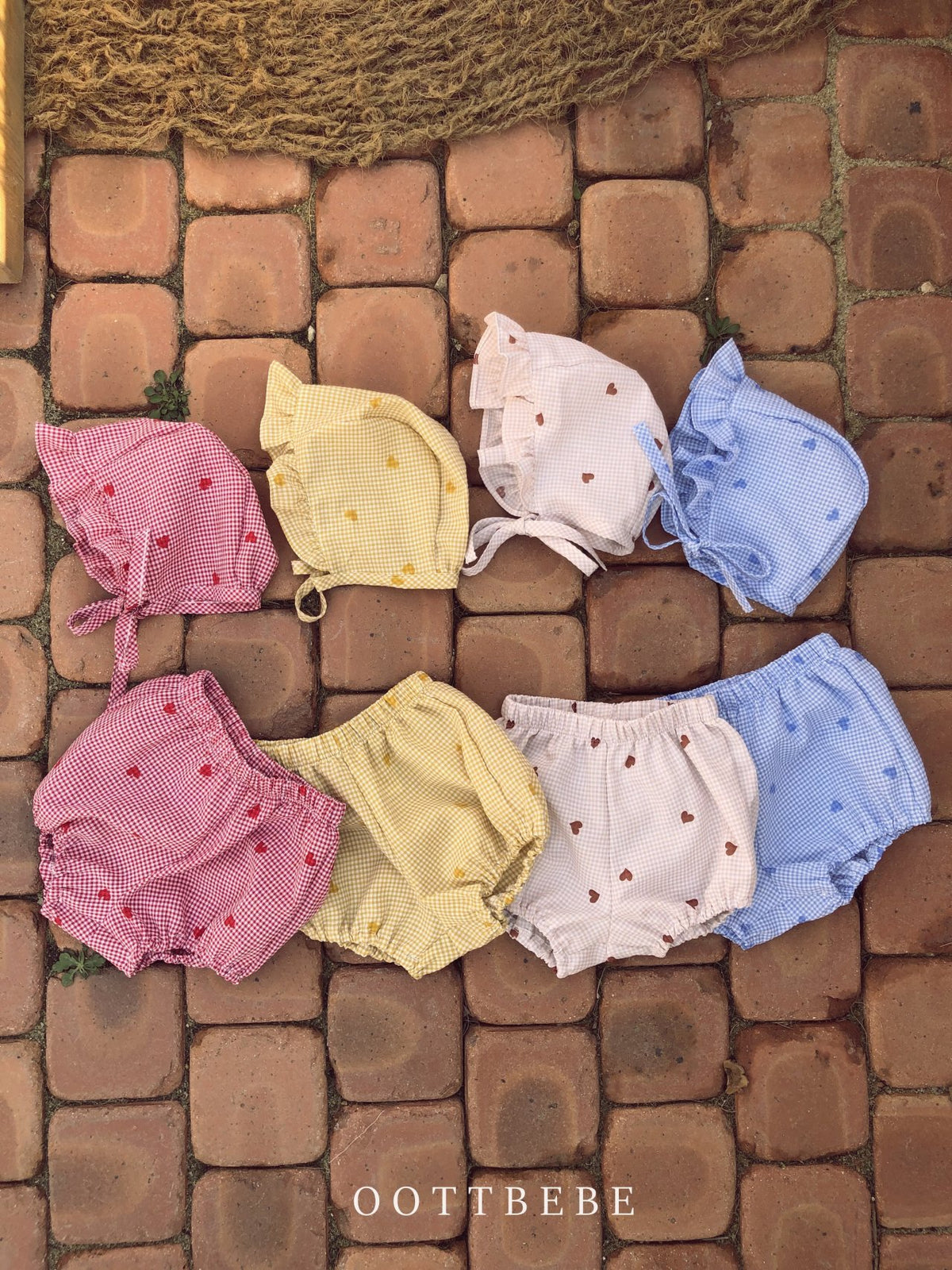 Heart Bloomer & Bonnet set
