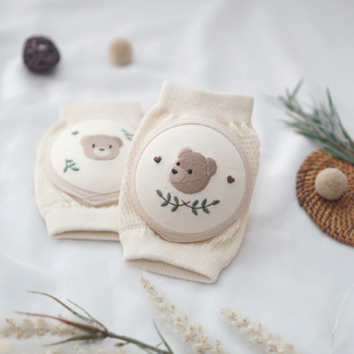 Teddy knee pads