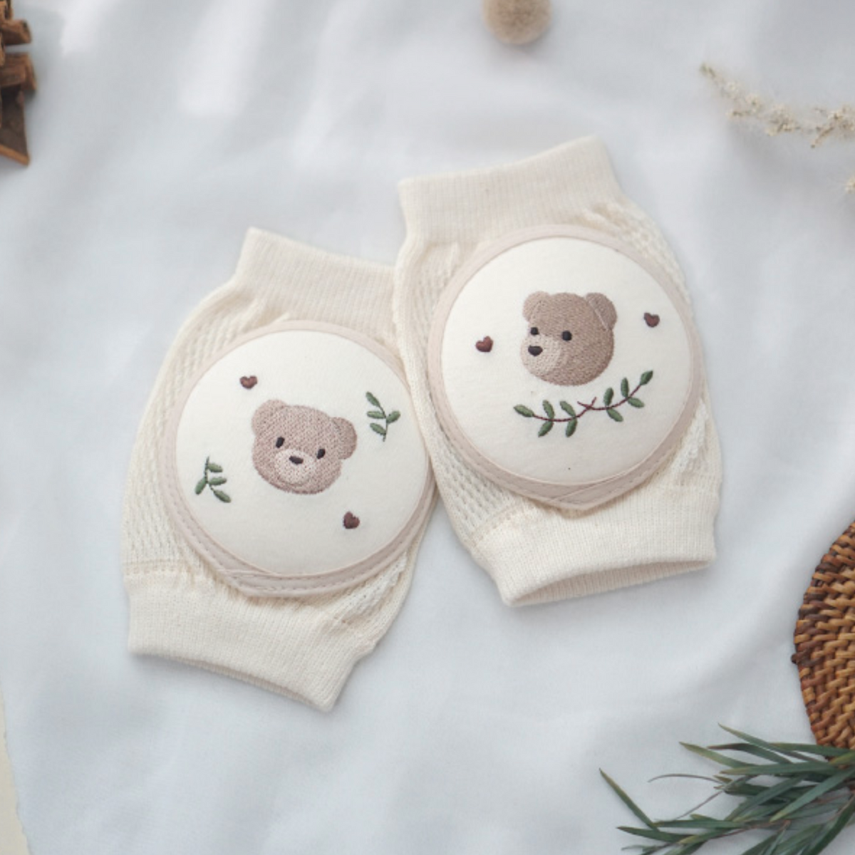 Teddy knee pads